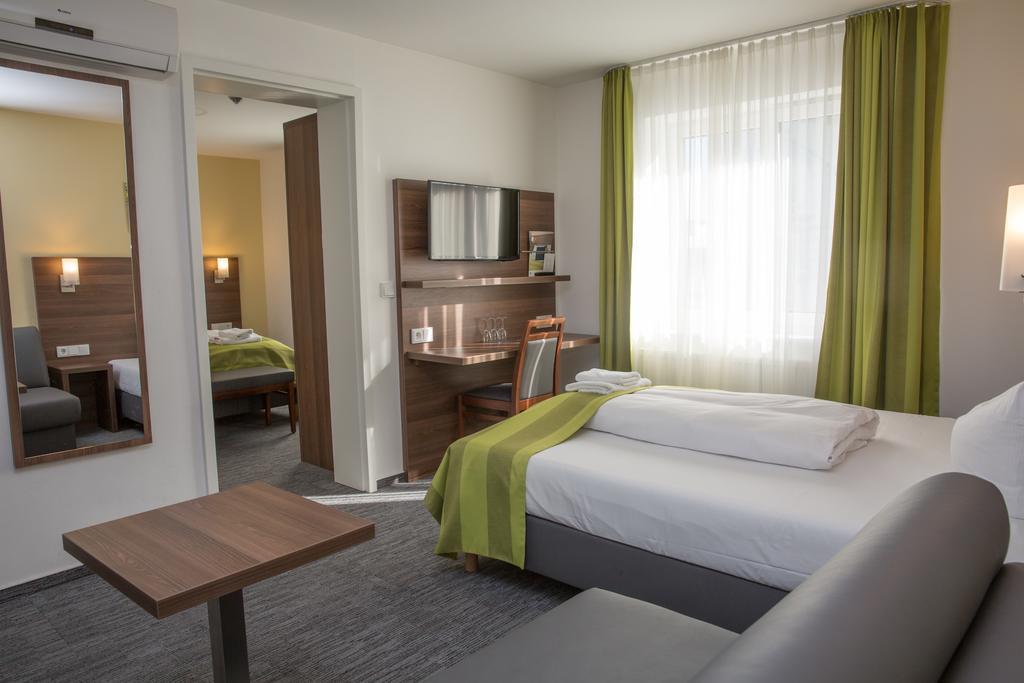 Goethe Hotel Messe By Trip Inn 美因河畔法兰克福 外观 照片