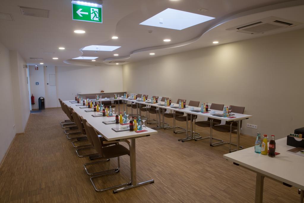 Goethe Hotel Messe By Trip Inn 美因河畔法兰克福 外观 照片